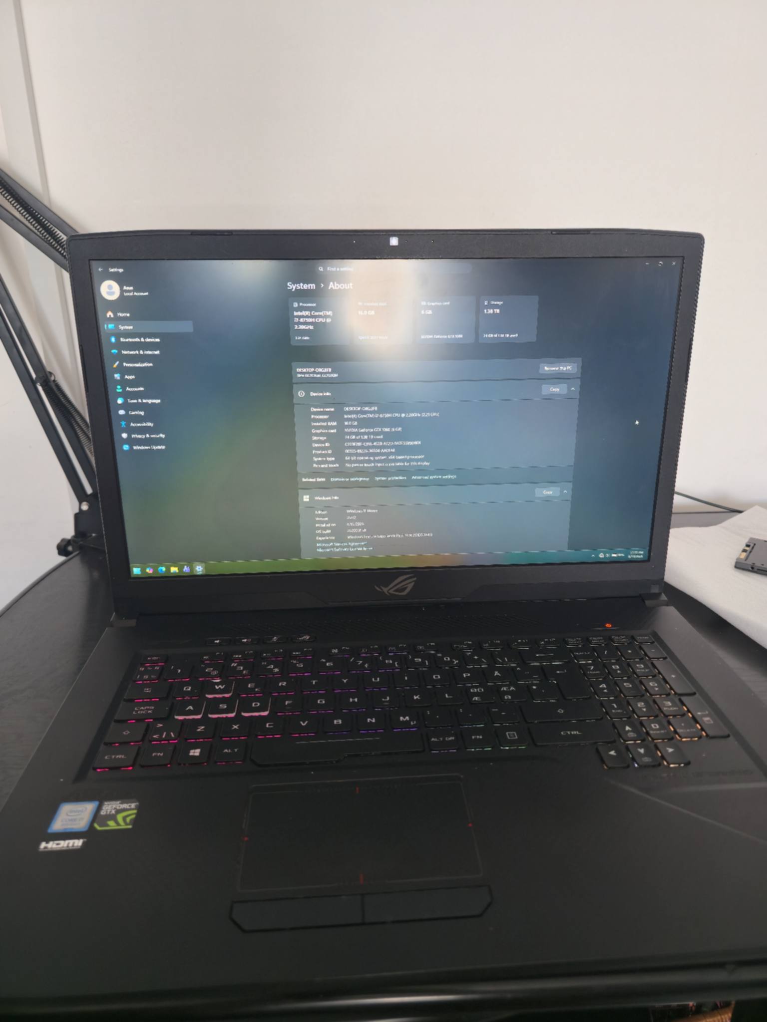 Asus Gl703GM